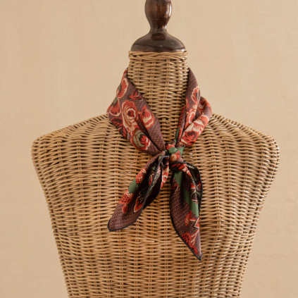 Small Classical Red Bloom Scarf